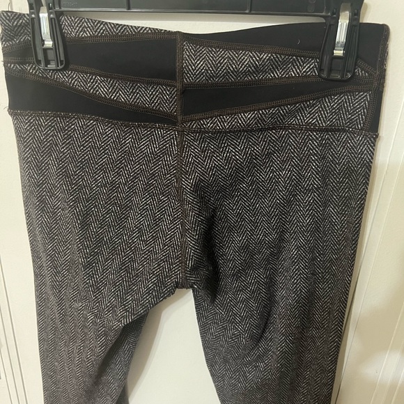 Lululemon Rulu - Picture 3 of 7